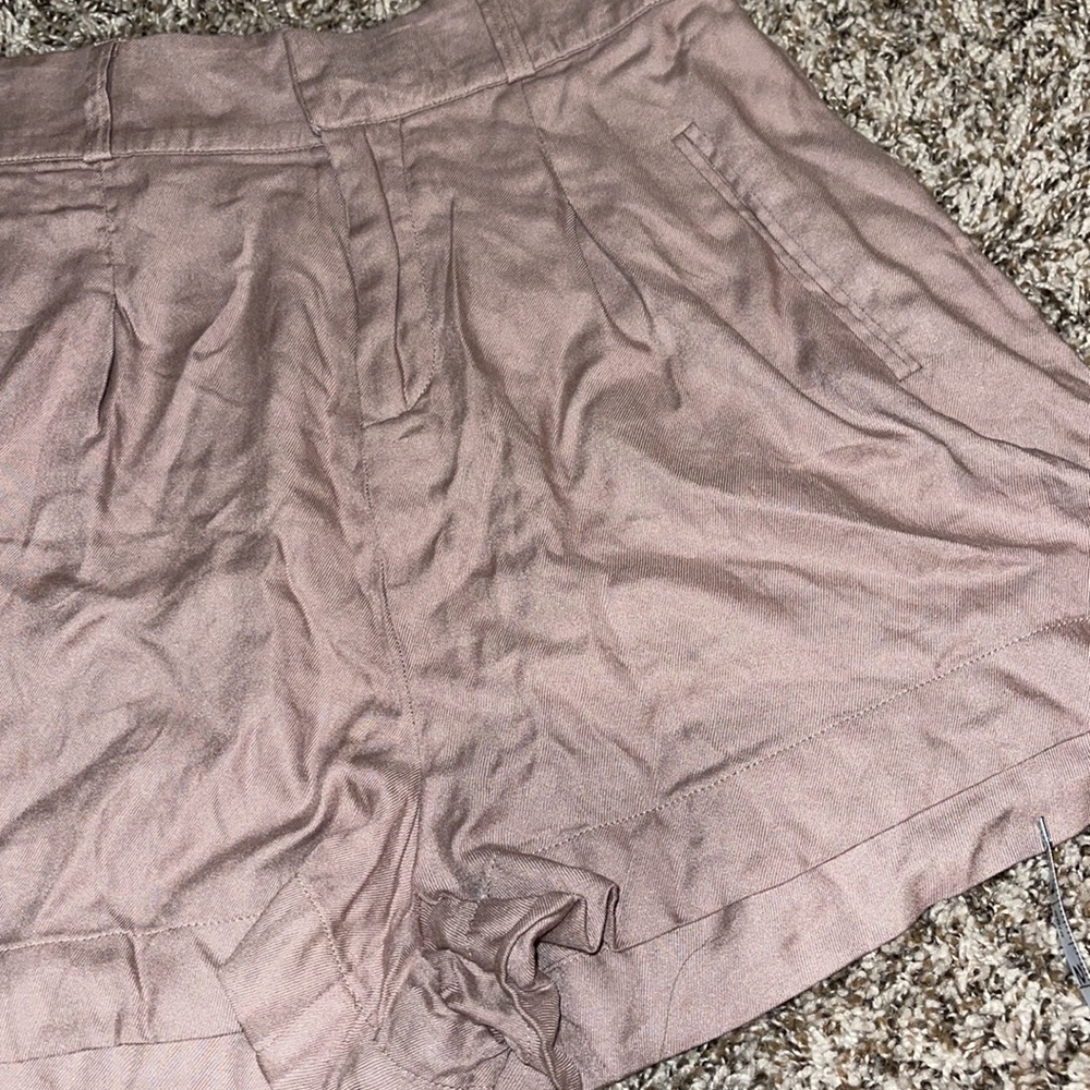 BB Dakota // Easy Breezy Short NWT🌛 - Picture 11 of 12